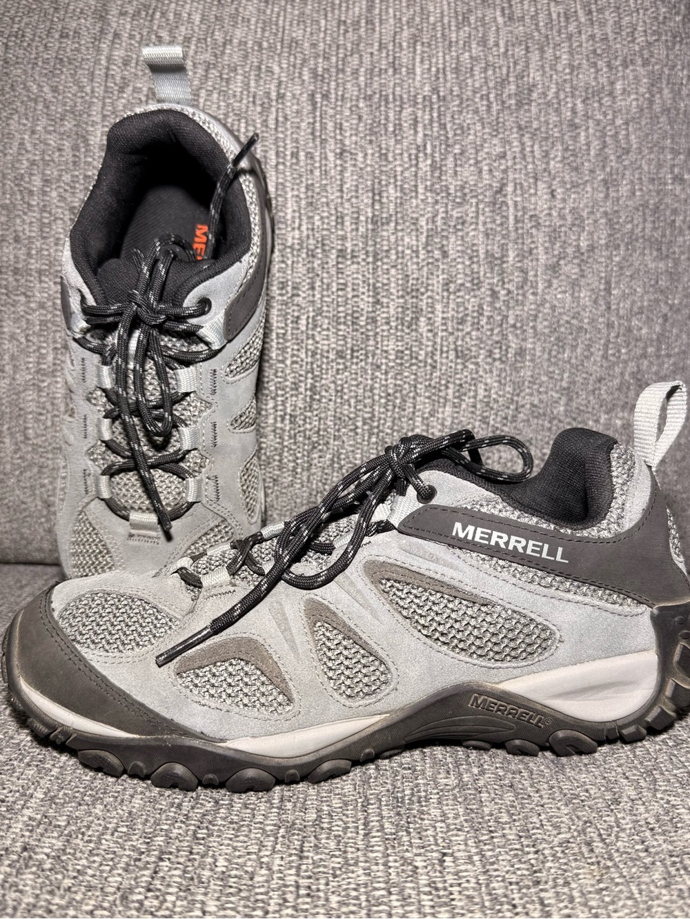 Merrell Men's Yokota 2 Hiking Shoes J31277 Gray Low Top Sneaker size 7